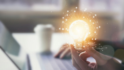 公司想建个网站,请问租服务器按年收费是多少钱 公司建网站多少钱