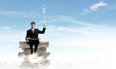 帕萨特2015高配车开了十万公里还能卖多少钱 帕萨特2015款报价