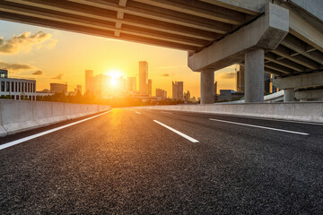 2013广西出生人口 2013广西高考状元